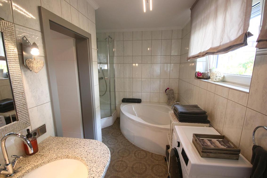 Haus Zwoelf Apartment